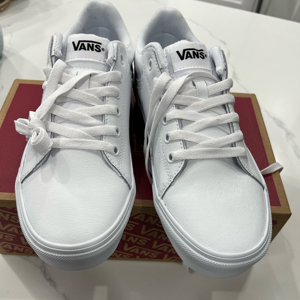 Vans Classic Leather White Lace-Up Shoes Sneakers